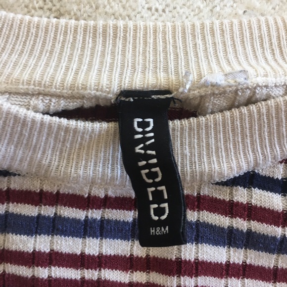 🧿Striped Crop Top - Picture 3 of 3